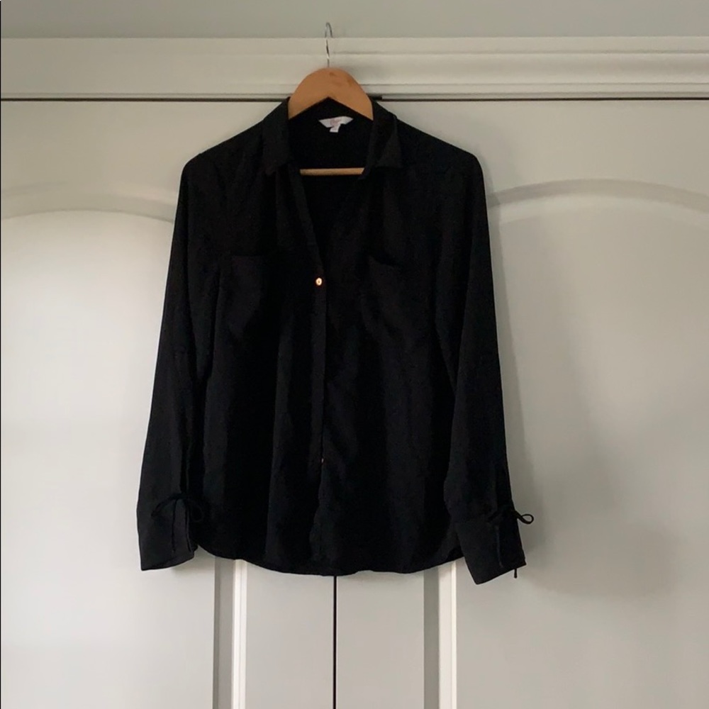 rose 🌹 gold button down blouse w bow tie cuff 🖤